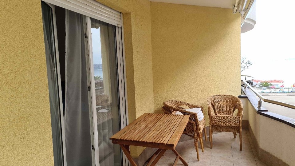 GREAT OPPORTUNITY! APARTMENT WITH BEAUTIFUL SEA VIEW!!!!